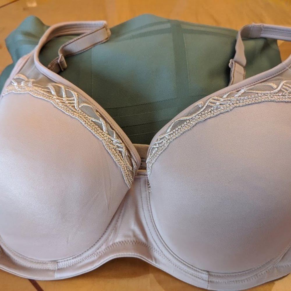 NWT SOMA Bra 36DD cream
